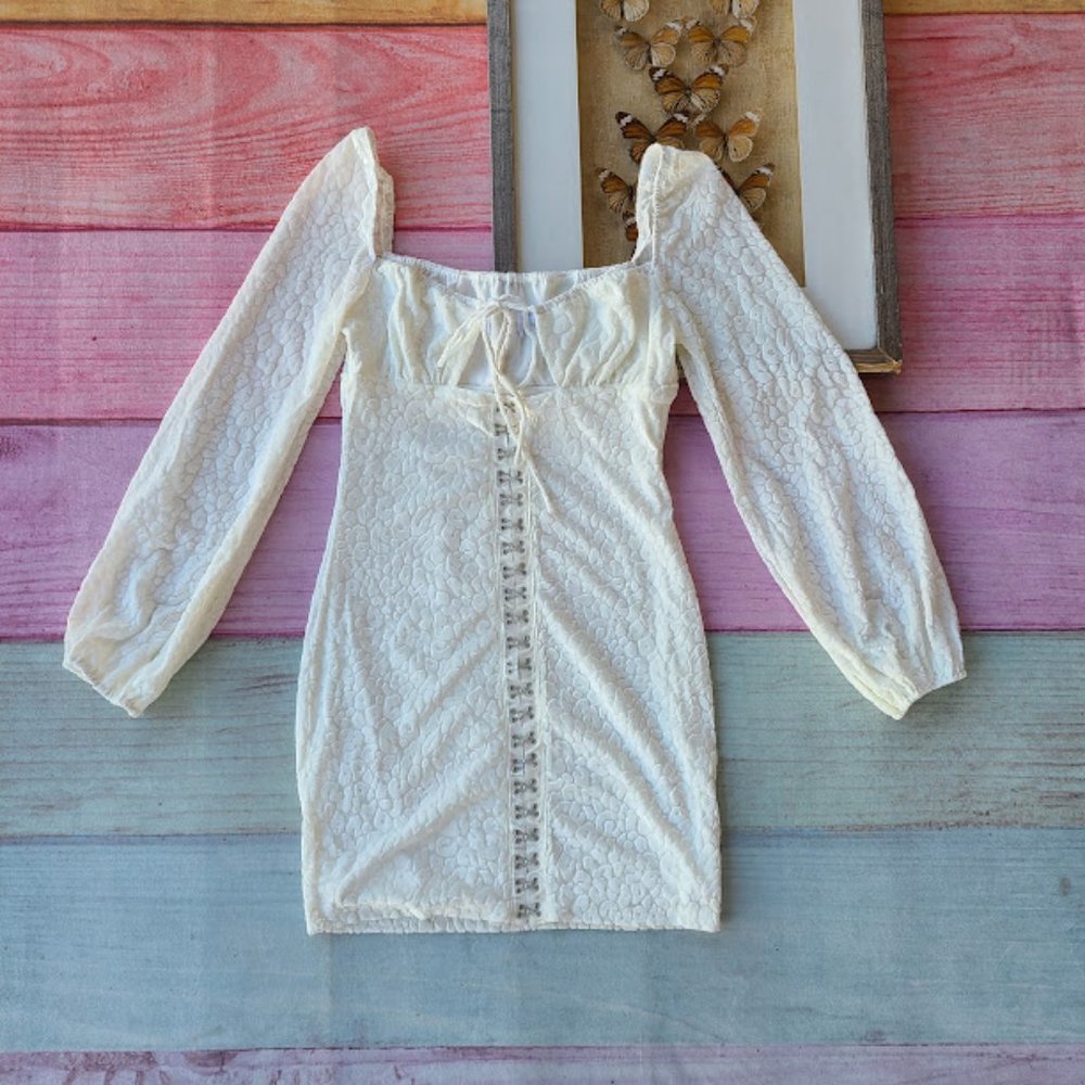 Princess Polly White Don't Be Salty Burnout Velvet Cutout Bodycon Mini Dress 6US - Picture 6 of 11